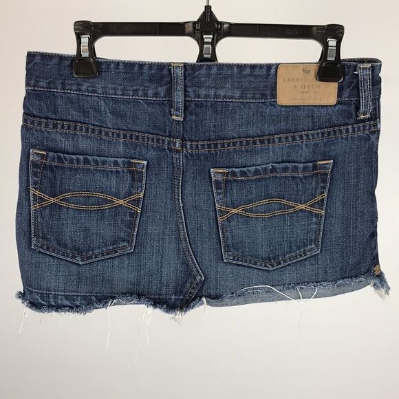 Abercrombie & Fitch Denim Women’s Skirt Size 4 - Picture 2 of 4